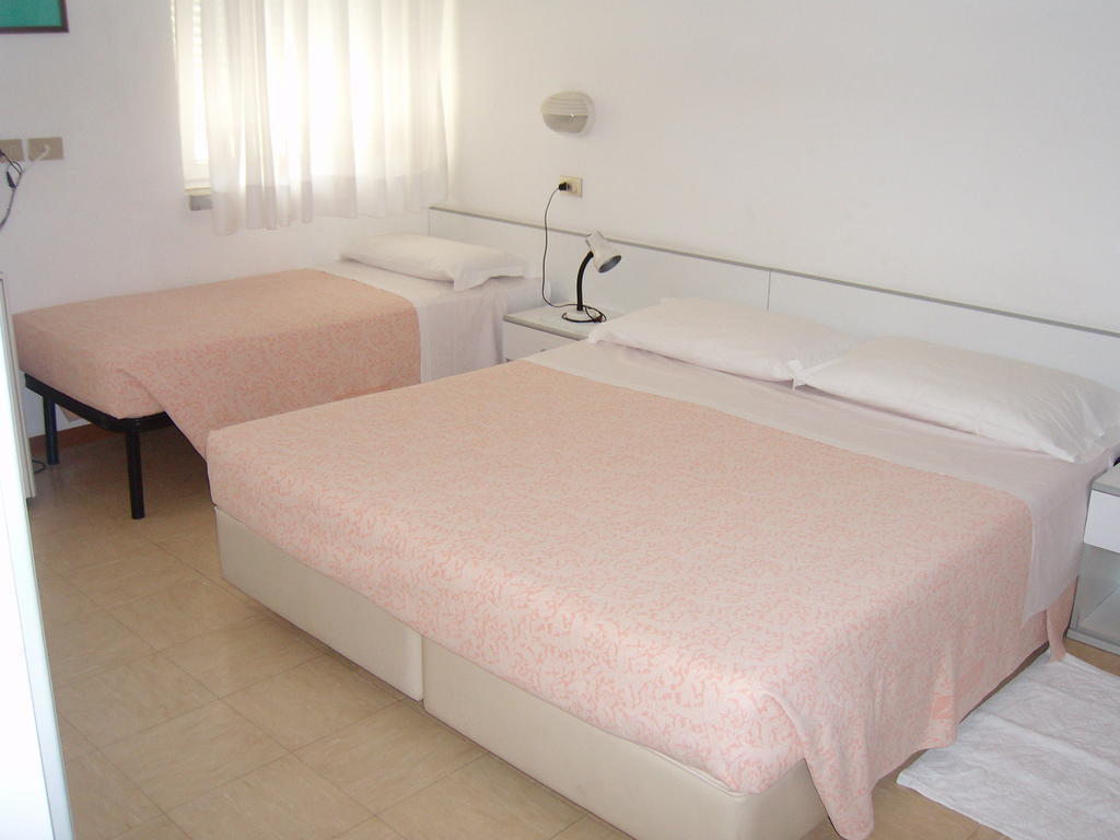 Hotel Villa Carla Γκράντο Δωμάτιο φωτογραφία