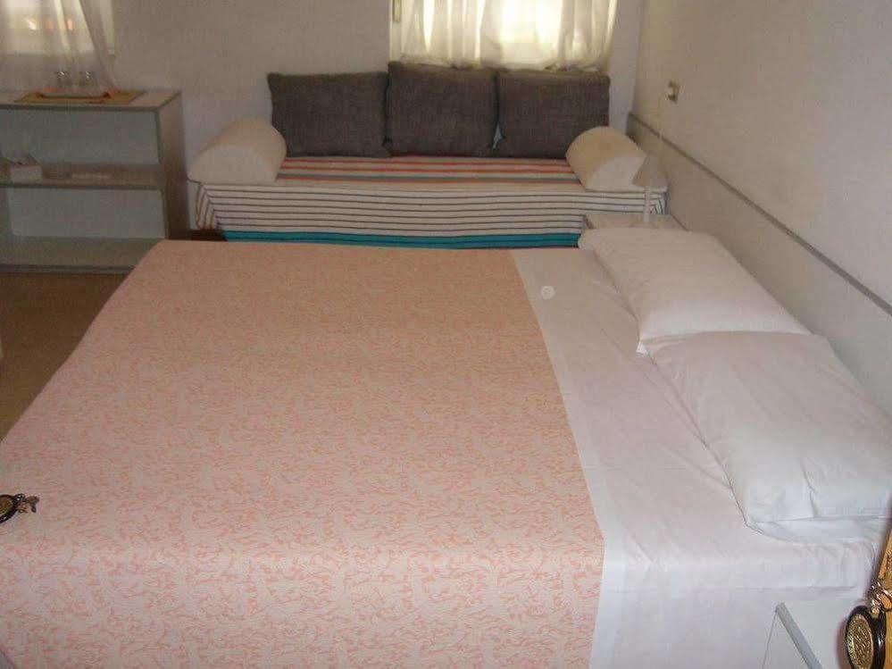 Hotel Villa Carla Γκράντο Εξωτερικό φωτογραφία